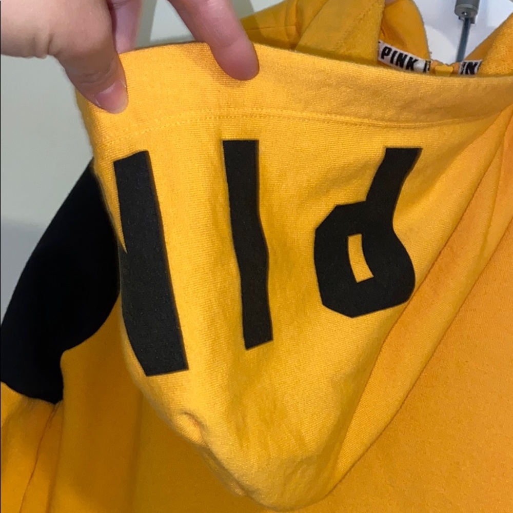 VS pink Yellow/White/Black Hoodie - Picture 6 of 6
